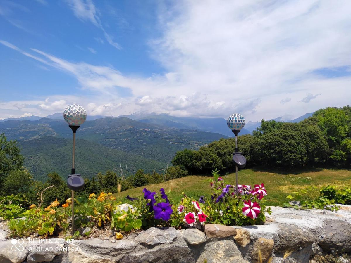 Senterada Massia Gasset Bed & Breakfast エクステリア 写真